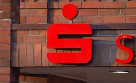 Zahl der Volksbanken und Sparkassen sinkt unter 1.000