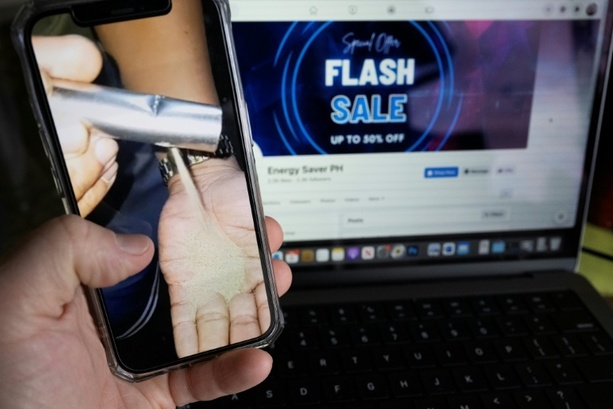 Bild vergr&ouml;&szlig;ern: Online-Betrügern drohen in Singapur künftig 24 Stockschläge