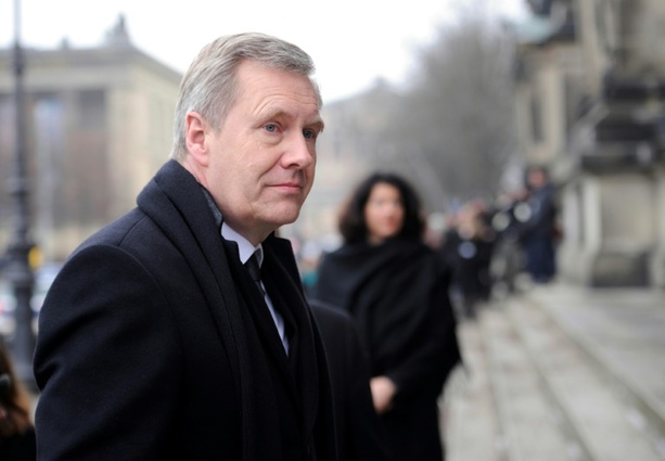 Bild vergr&ouml;&szlig;ern: Wenn ich im Driver Seat sitze, muss ich fahren: Ex-Bundespräsident Wulff kritisiert Merz-Regierung