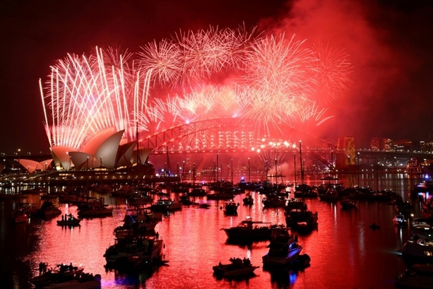 Bild vergr&ouml;&szlig;ern: 2026 in Australien und asiatischen Ländern mit Feuerwerk und Partys eingeläutet