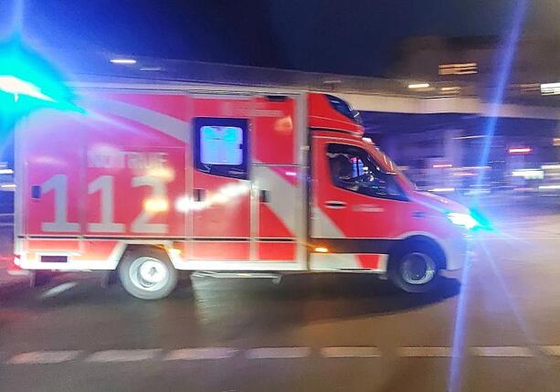 Bild vergr&ouml;&szlig;ern: Zwei 18-Jährige sterben durch Silvester-Böller in Bielefeld