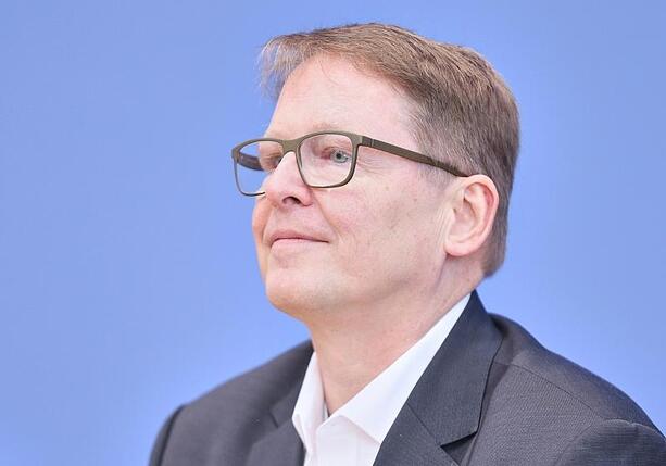 Bild vergr&ouml;&szlig;ern: Nabu-Präsident für verpflichtenden Zivildienst