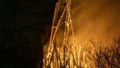 Feuer zerstört Teile von Kirche in Amsterdam - 