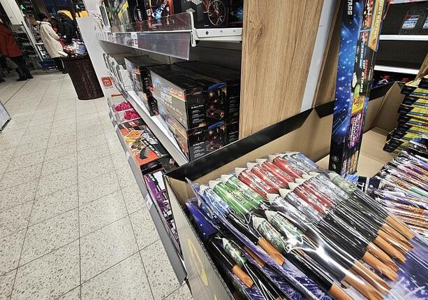 Bild vergr&ouml;&szlig;ern: Polizeigewerkschaft wirbt für bundesweites Böllerverbot