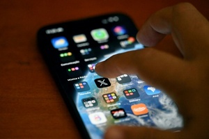 Voigt fordert Smartphone-Verbot für unter 14-Jährige