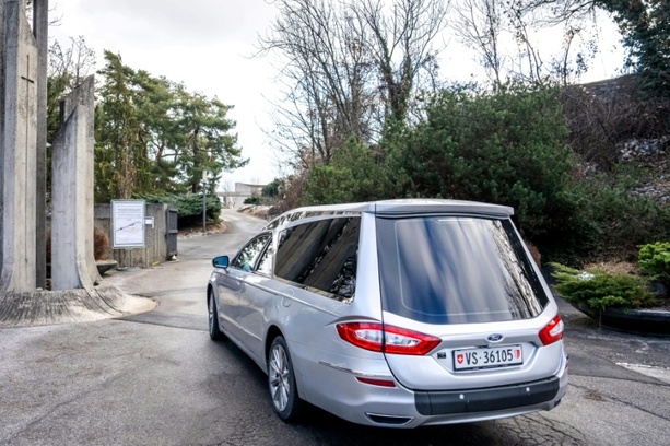 Bild vergr&ouml;&szlig;ern: Offenbar weiter keine Hinweise auf deutsche Opfer bei Brand in Crans-Montana