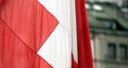 Tischfeuerwerk auf Flaschen wohl Ursache von Brand in Schweizer Bar