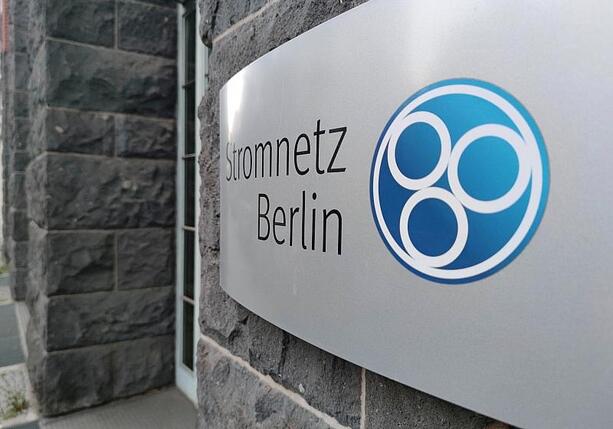 Bild vergr&ouml;&szlig;ern: Stromausfall nach Kabelbrand im Berlin wohl bis Donnerstag