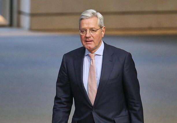 Bild vergr&ouml;&szlig;ern: Röttgen warnt Europäer vor Trump-Aktion in Grönland