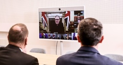 Merz, Selenskyj und Witkoff nehmen an Ukraine-Gesprächen in Paris teil