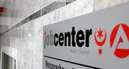 Zahl arbeitsloser Manager erreicht höchsten Stand seit zehn Jahren