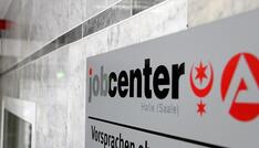 Zahl arbeitsloser Manager erreicht höchsten Stand seit zehn Jahren