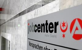 Zahl arbeitsloser Manager erreicht höchsten Stand seit zehn Jahren