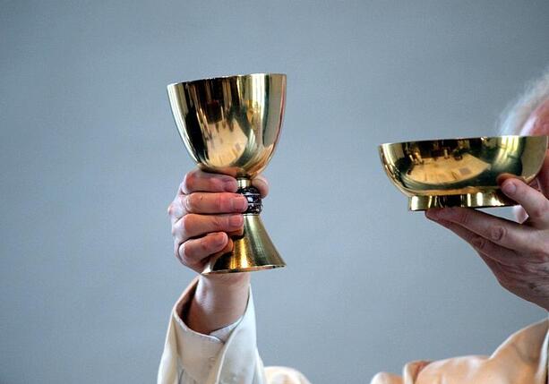 Bild vergr&ouml;&szlig;ern: Van Aken sieht sich mit katholischer Kirche versöhnt