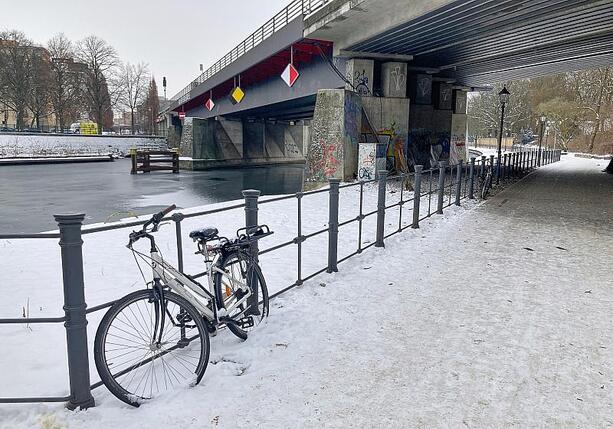 Bild vergr&ouml;&szlig;ern: Kältewelle: Linke will Obdachlose in leeren Büros unterbringen