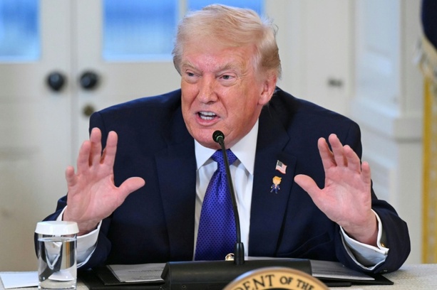 Bild vergr&ouml;&szlig;ern: Trump droht mit Übernahme Grönlands auf einfache Art oder harte Art