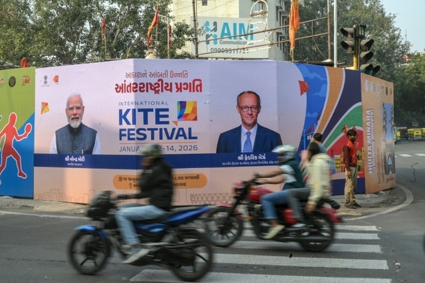 Bild vergr&ouml;&szlig;ern: Bundeskanzler Merz reist nach Indien