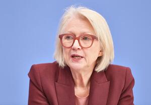 Schnitzer warnt vor höheren Steuern