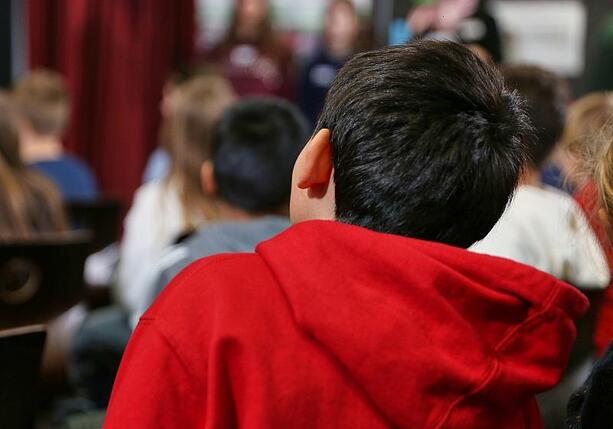 Bild vergr&ouml;&szlig;ern: Schulen in NRW bleiben am Montag wegen Glättegefahr geschlossen