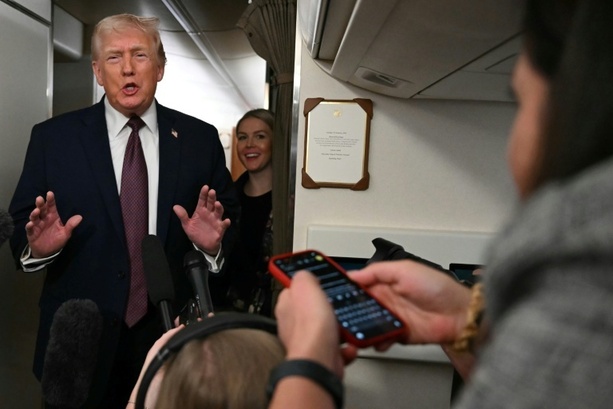 Bild vergr&ouml;&szlig;ern: Trump: USA erwägen einige sehr drastische Optionen nach Berichten über Gewalt im Iran