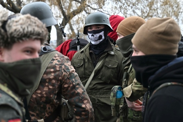 Bild vergr&ouml;&szlig;ern: Angriffe auf Neonazis in Budapest: Weiterer Prozess gegen mutmaßliche Linksextremisten