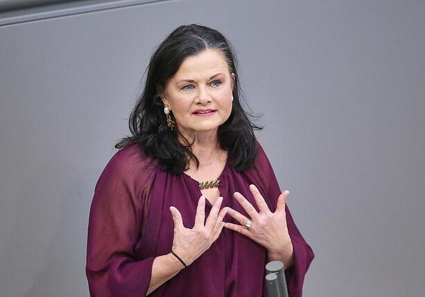 Bild vergr&ouml;&szlig;ern: CDU nennt SPD-Erbschaftssteuerplan Anschlag auf Arbeitsplätze