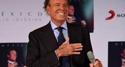 Strafanzeigen gegen Julio Iglesias wegen mutmaßlicher sexueller Übergriffe