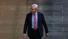 Röttgen begrüßt Trumps Strafzölle gegen Handelspartner des Iran