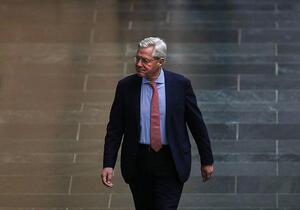 Röttgen begrüßt Trumps Strafzölle gegen Handelspartner des Iran