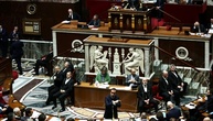 Französische Nationalversammlung stimmt über Misstrauensanträge ab