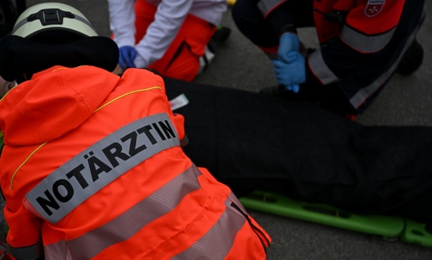 Bild vergr&ouml;&szlig;ern: Tod beim Schwimmen: Spaziergänger bergen in Schleswig-Holstein Leiche aus Ostsee