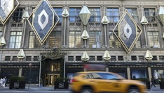 US-Luxushändler Saks Global rutscht in die Insolvenz