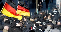 Bundesinnenministerium: Rechtsextremisten und Reichsbürger haben über 4000 legale Waffen