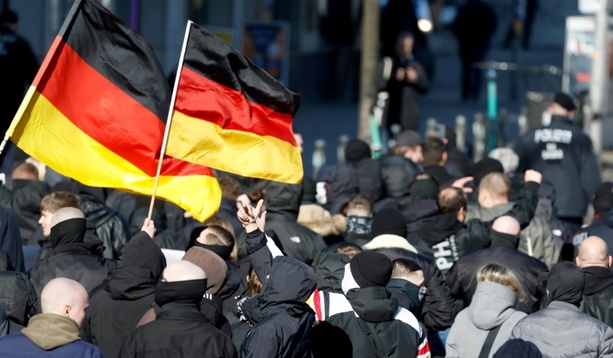 Bild vergr&ouml;&szlig;ern: Bundesinnenministerium: Rechtsextremisten und Reichsbürger haben über 4000 legale Waffen