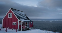 Laschet: Grönland-Drohung von Trump lenkt von 