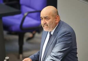 Nouripour will von Merz mehr Solidarität mit Demonstranten im Iran