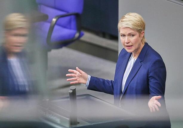 Bild vergr&ouml;&szlig;ern: Schwesig kontert Söder und lobt Vorzüge von Mecklenburg-Vorpommern