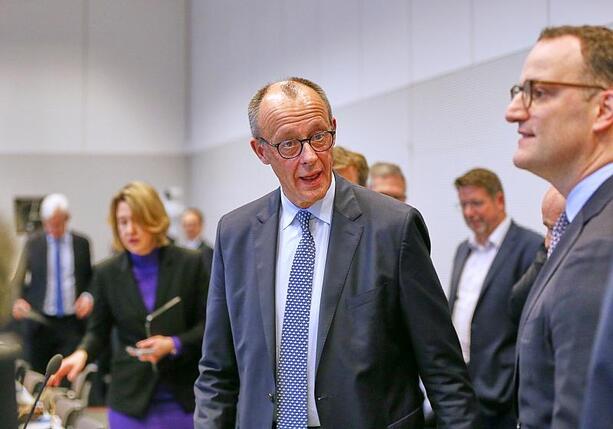 Bild vergr&ouml;&szlig;ern: Bericht: Merz erwägt Personalumbau im Frühjahr