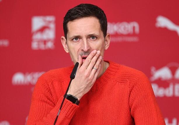 Bild vergr&ouml;&szlig;ern: Berichte: Toppmöller bei Eintracht Frankfurt vor dem Aus