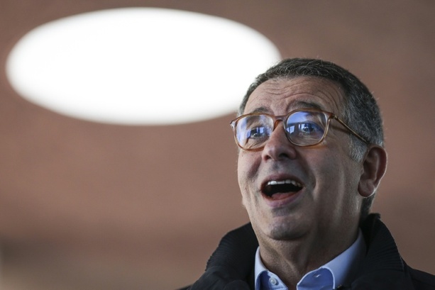 Bild vergr&ouml;&szlig;ern: Präsidentschaftswahl in Portugal: Sozialist Seguro liegt laut Prognosen vorne