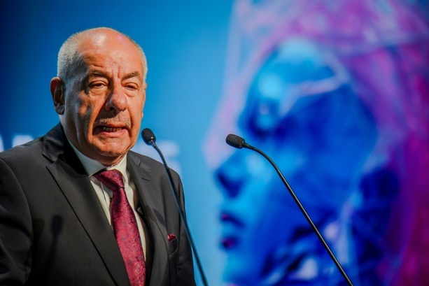 Bild vergr&ouml;&szlig;ern: Präsidenten Deutschlands und Ungarns gedenken Beginns der Vertreibung vor 80 Jahren