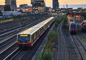 Berlins SPD-Spitzenkandidat will Rückkehr zu 49-Euro-Ticket