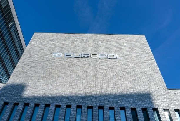 Bild vergr&ouml;&szlig;ern: Europol meldet größten Einsatz aller Zeiten gegen Handel mit synthetischen Drogen