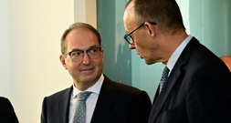 Deutschland berät mit EU-Partnern über Abschiebe-Zentren in Drittstaaten