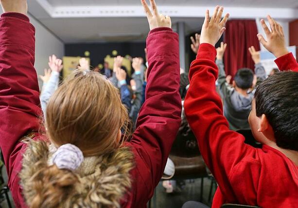 Bild vergr&ouml;&szlig;ern: Bayerns Kultusministerin gegen Abschaffung der Lehrer-Verbeamtung