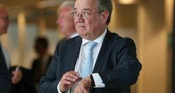 Laschet über europäischen Atomschirm: