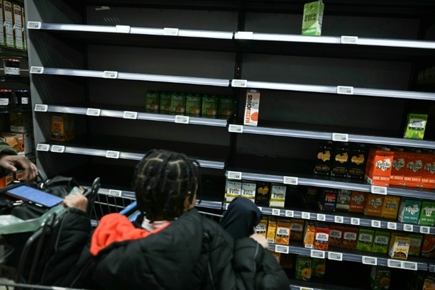 Bild vergr&ouml;&szlig;ern: Hamsterkäufe und Flugstreichungen: Weite Teile der USA wappnen sich für Wintersturm