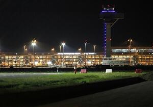 Fahnder nehmen mutmaßlichen Waffenschmuggler der Hamas am BER fest