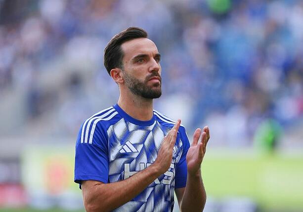 Bild vergr&ouml;&szlig;ern: 2. Bundesliga: Schalke rettet späten Punkt gegen Lautern