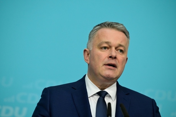 Bild vergr&ouml;&szlig;ern: CDU-Spitzenkandidat Schnieder hält Teilzeit-Vorstoß aus eigener Partei für Schnapsidee